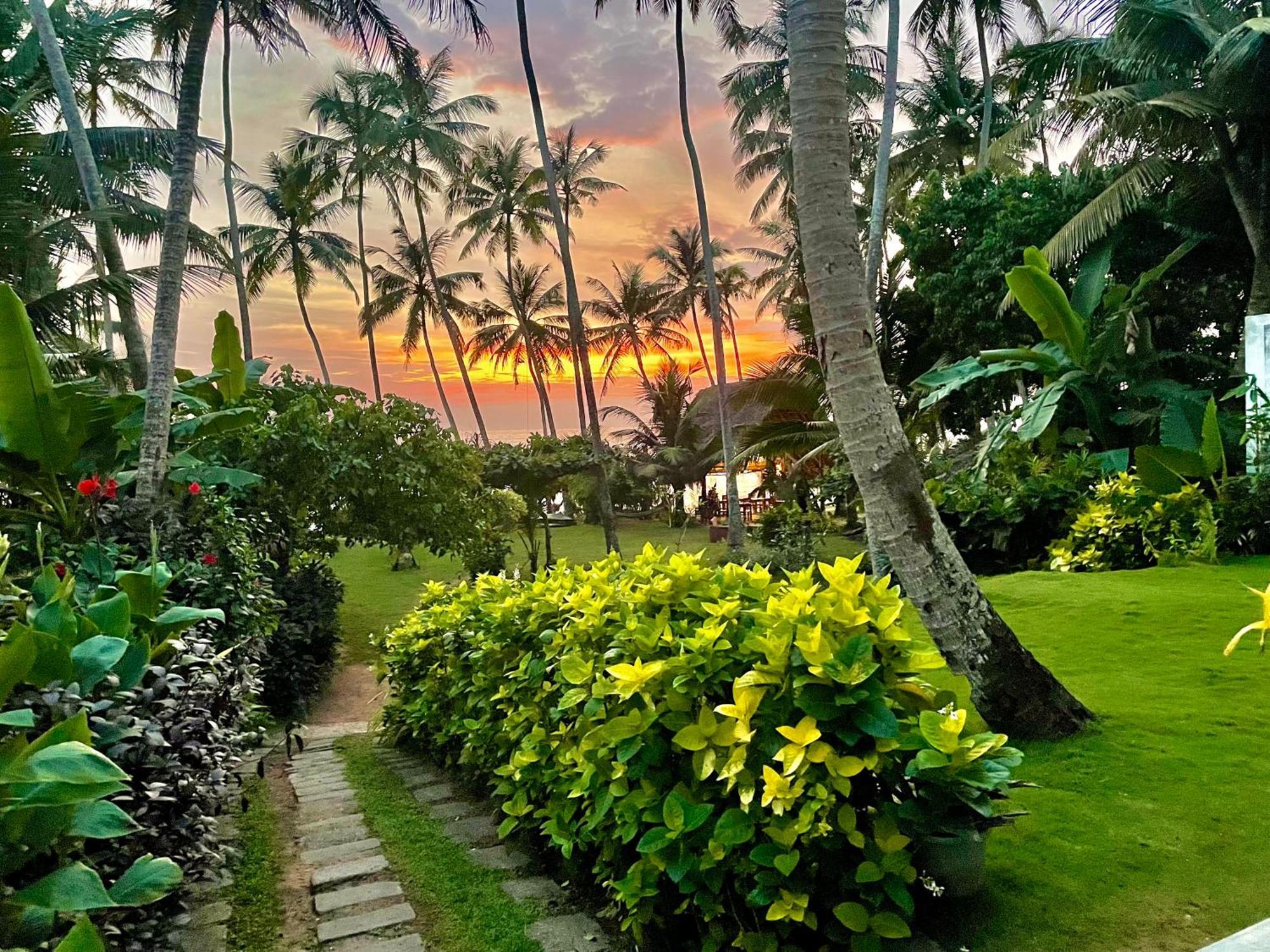 Villa La Kurumba Ambalangoda  Esterno foto
